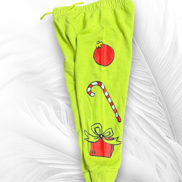 Kids “Team Grinch” Green Glow Sweatshirt & Joggers Set - Picture 5 of 8